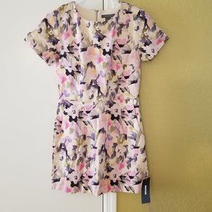 Daily Look Small Pink Floral Dress with Zip